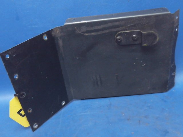63288-00 Piper - PLATE - Tunnel top center front