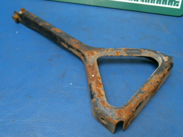 0411564 Cessna - LINK-DUAL BRAKES