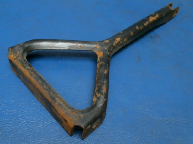 0411564 Cessna - LINK-DUAL BRAKES