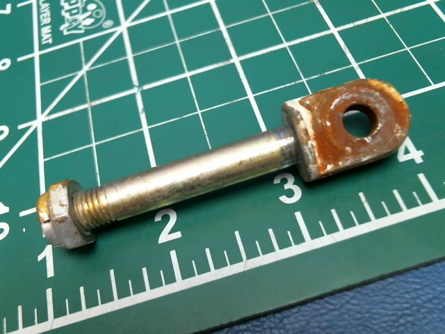 480 883 Piper - BOLT - Clevis - door hinge
