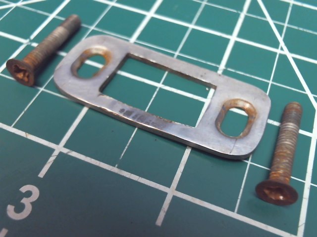 96866-00 Piper - PLATE - STRIKER RH