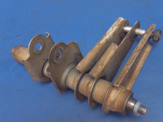 0862100-14 Cessna - BELLCRANK -FLAP OUTBOARD INBOARD RH