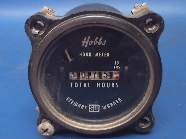 NPN Stewart Warner - HOBBS HOUR METER
