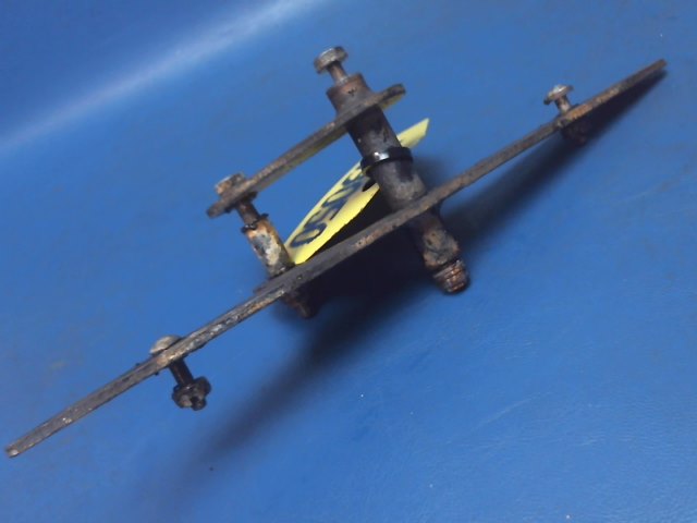 62771-00 Piper - Bellcrank-Aileron LH