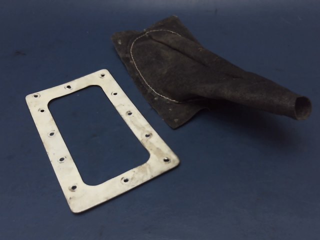0413304-1 Cessna - SEAL ASSEMBLY-BOOT AND DOUBLER STEERING LINK LH