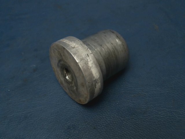 0742410-8 Cessna - FERRULE-AXLE (used with Wheel Pant)