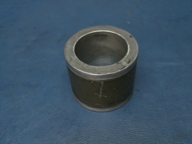 0543037-1 Cessna - SPACER-AXLE
