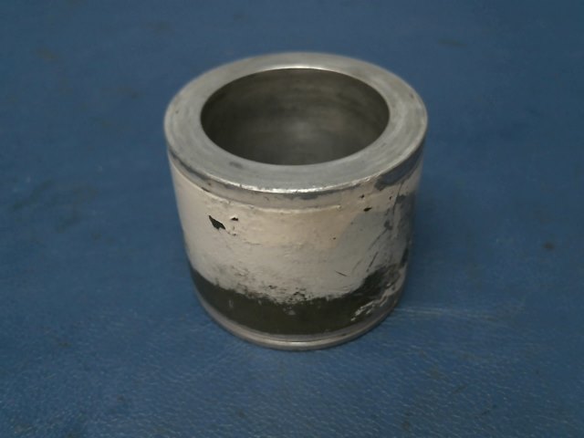 0543037-1 Cessna - SPACER-AXLE