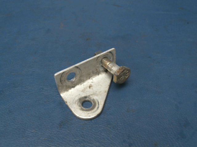 0510205-10 Cessna - FITTING-SEAT BELT OUTBD RH or INBD LH