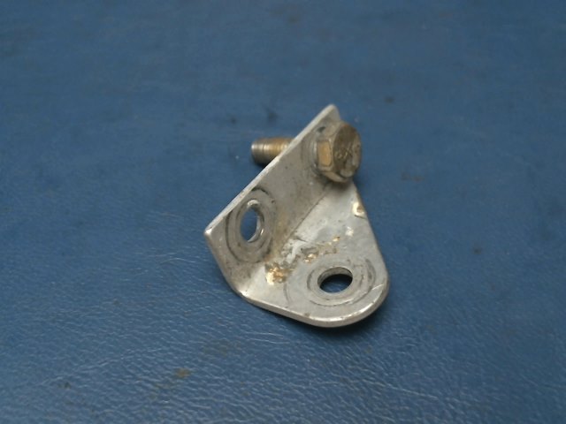 0510205-10 Cessna - FITTING-SEAT BELT OUTBD RH or INBD LH