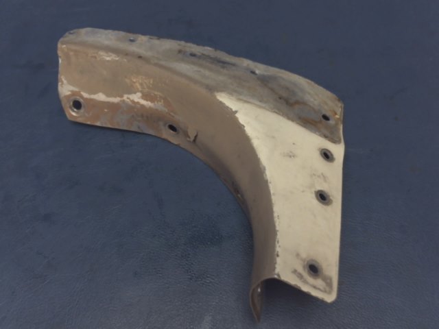 1711034-2 Cessna - FILLET HALF (RH)