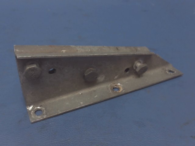 NPN Cessna - BRACKET-GEAR DOOR AFT HINGE