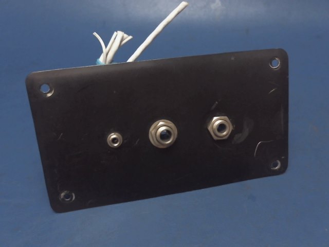 NPN Cessna - PANEL WITH 3 JACKS
