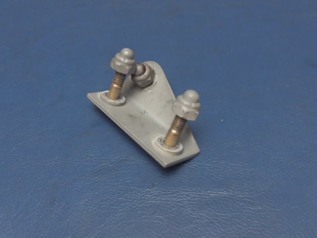 0851823-1 Cessna - BRACKET-DOOR STOP