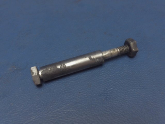 NAS43-3-86 Cessna - SPACER - MAIN LANDING GEAR DOOR HINGE