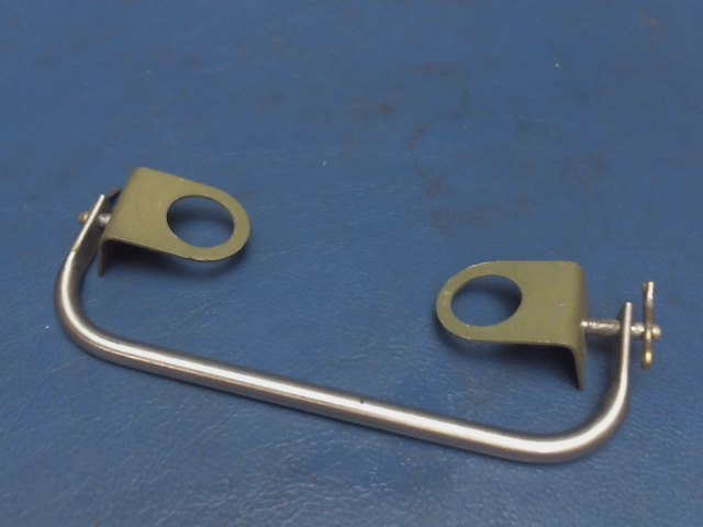 0813474-1 Cessna - SWITCH BAR