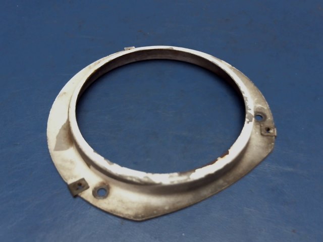 0452015-6 Cessna - BRACKET COWL LIGHT