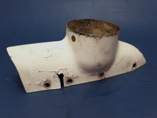 96709-00 Piper - TIP - Fin rotating beacon fiberglass (cracked)