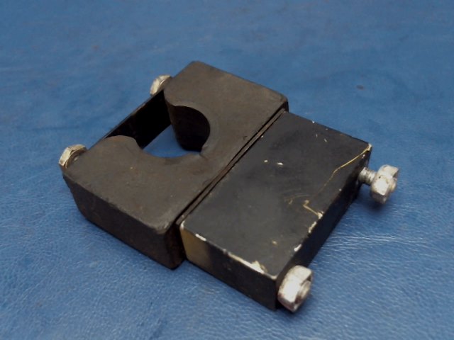63277-00 Piper - BLOCK - Rudder bar support right complete (damaged - see photos)