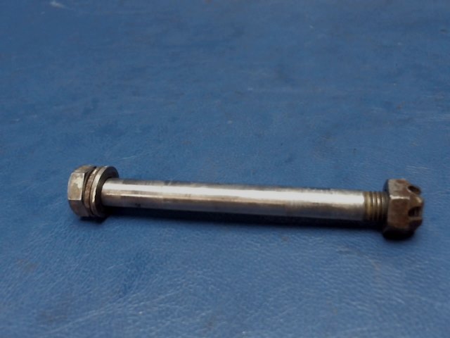 402 344 Piper - BOLT - (AN175-32)