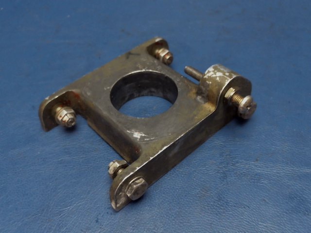 62421-00 Piper - FITTING - LH Flap torque tube left