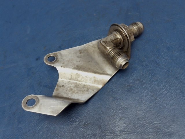 96-960016-7 Beechcraft - BRACKET - HOSE
