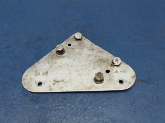 96-960016-3 Beechcraft - PLATE - ACCUMULATORT MOUNT