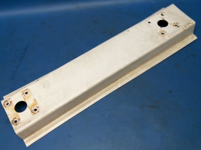 68090-07 Piper - Channel-Seat Trim Right Rear