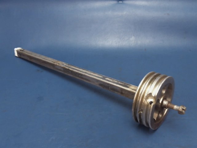 NPN Cessna - AILERON CONTROL TUBE AND QUADRANT LH