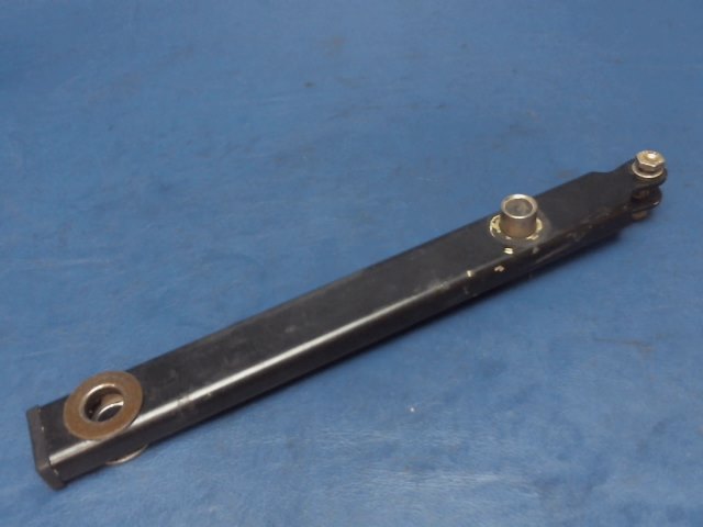 0961330-30 Cessna - ARM -RUDDER PEDAL