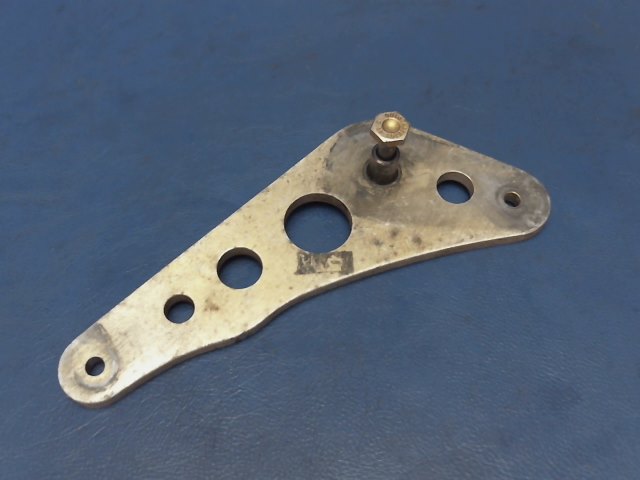 0962111-1 Cessna - BELLCRANK LH OR RH