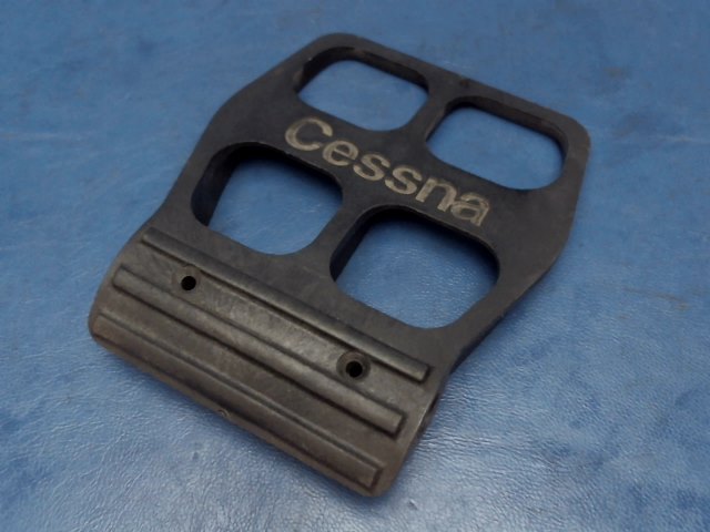 0961331-1 Cessna - PEDAL-RUDDER
