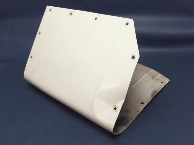 0922410-11 Cessna - REMOVABLE SKIN-LH WING TO FUSELAGE FAIRING (dented see details)