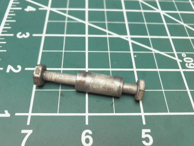 63900-85 Piper - BUSHING - Spring attachment