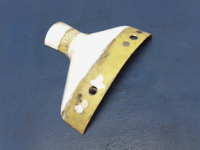 0941210-5 Cessna - COVER LANDING GEAR FAIRING-LH (Cracked see details)