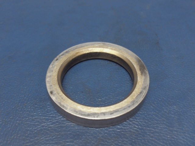 0941010-5 Cessna - AXLE SPACER MAIN LANDING GEAR
