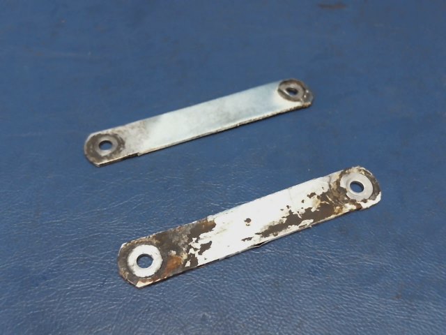 65253-00 Piper - LINK - Stabilator trim (QTY 2)