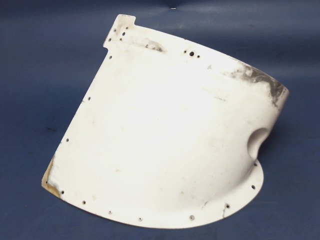 9909000-7 Cessna - FAIRING-LH LEADING EDGE WING FIBERGLASS (CRACKED SEE DETAILS)