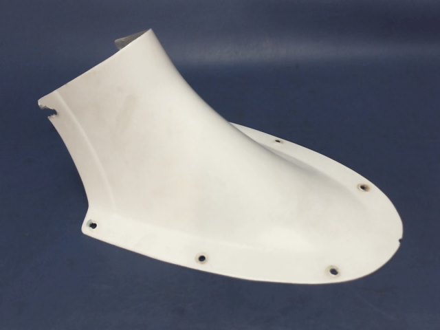9909006-2 Cessna - FILLET FAIRING-VERTICAL LEADING EDGE FIBERGLASS (CRACKED SEE DETAILS)