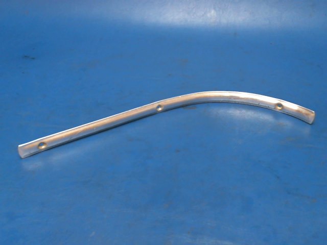 63142-02 Piper - TRIM STRIP - Door frame bottom rear