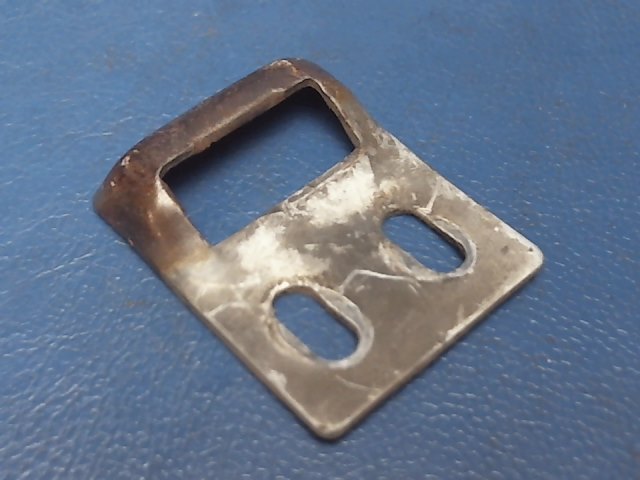 0311319-1 Cessna - PLATE-BAGGAGE DOOR STRIKER
