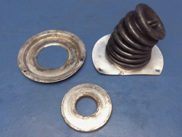 NPN Piper - Housing-Bungee Seal W/ Boot