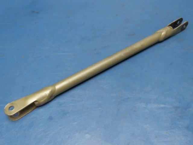 0510161-12 Cessna - Tube-Bellcrank To Control Tee
