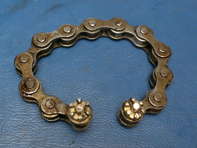 62858-04 Piper - Chain - (65 diamond 1/8 roller length 6.0)