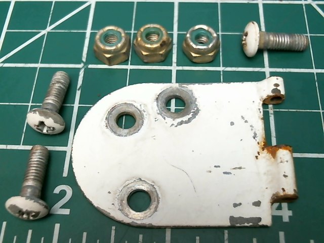 0511237-1 Cessna - HINGE HALF - UPPER LH