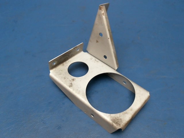 35454-00 Piper - BRACKET - Gascolator