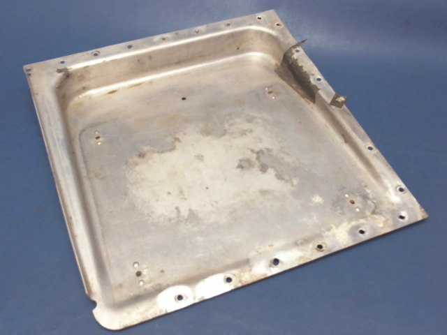 0413429-2 Cessna - FEET PAN-FRONT FLOORBOARD RH