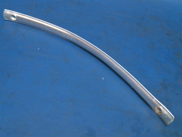 63142-10 Piper - TRIM STRIP - Headlining left