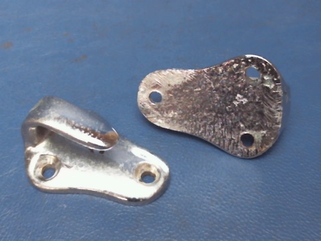 254-1 Cessna - CHROME LOCK HOOK-COAT HANGER SET OF TWO