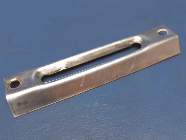 0811160-6 Cessna - LATCH PLATE